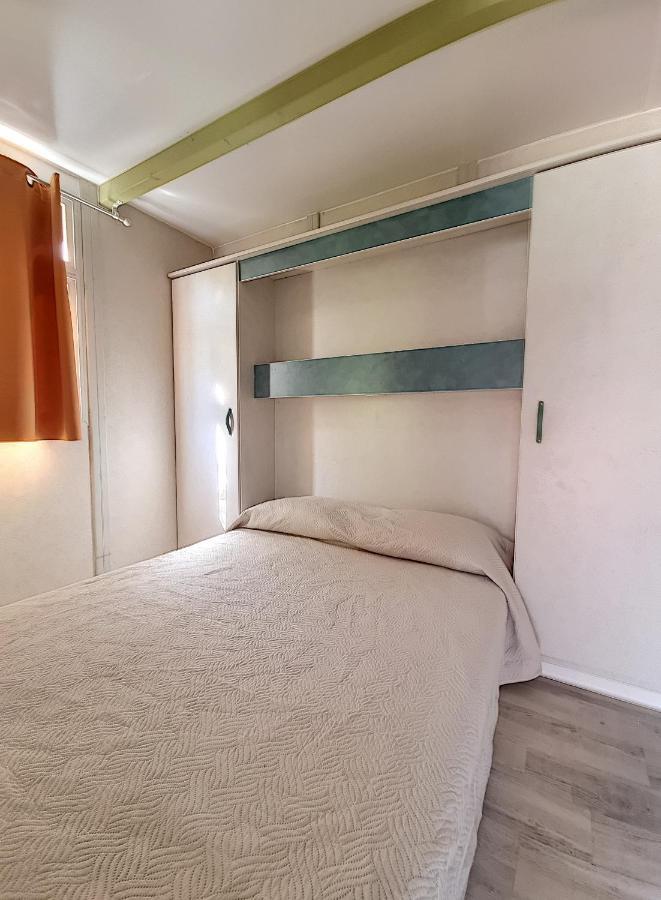 Avignon, Joli Chalet En Campagne Tres Proche De La Ville Ngoại thất bức ảnh