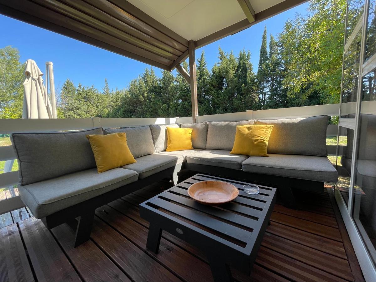 Avignon, Joli Chalet En Campagne Tres Proche De La Ville Ngoại thất bức ảnh